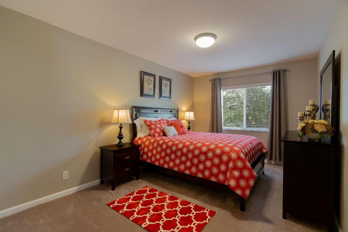 THOUSAND OAKS - Residential