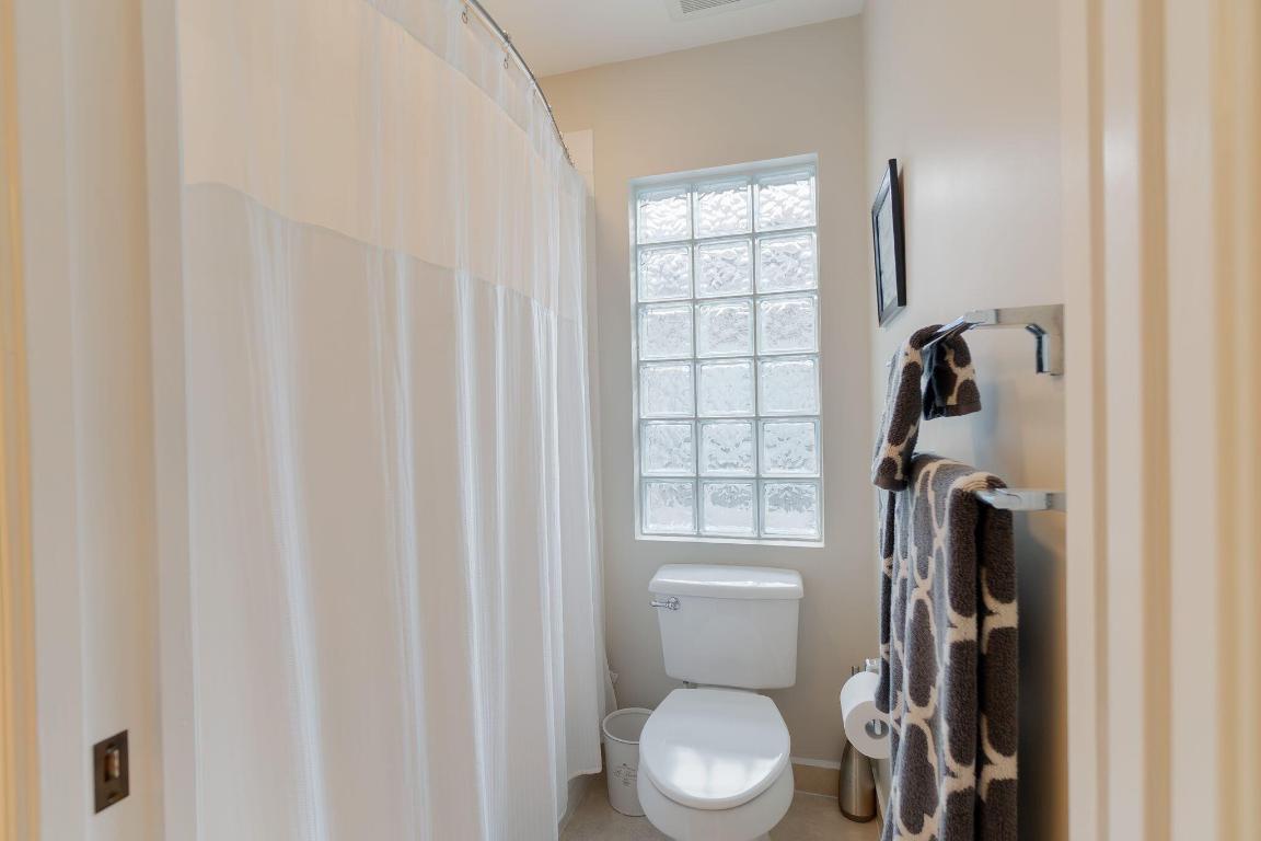 THOUSAND OAKS - Residential