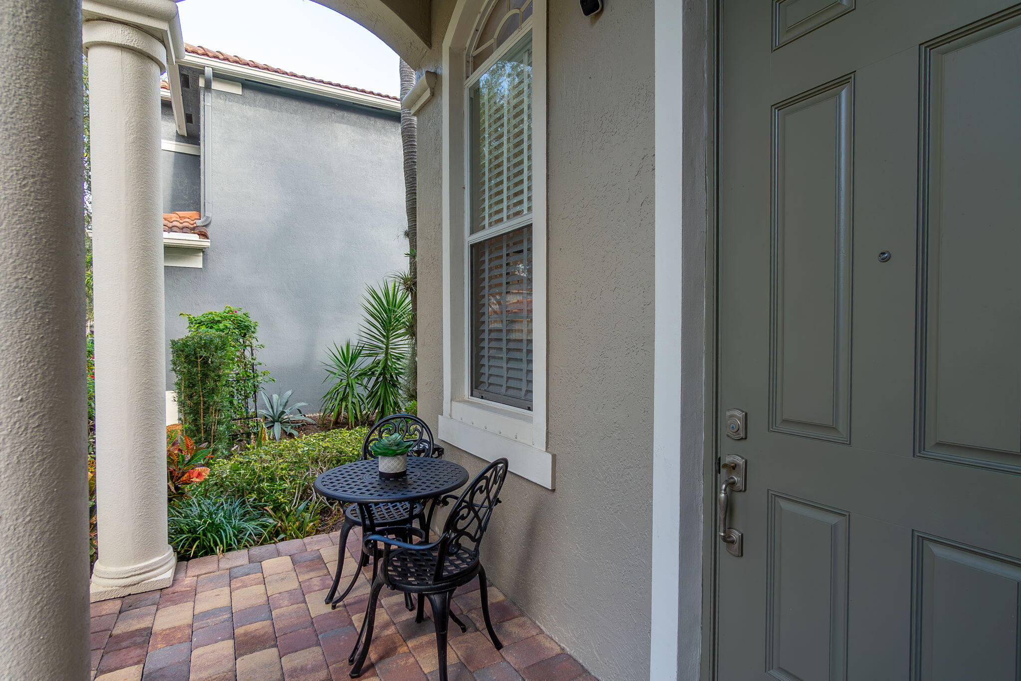 THOUSAND OAKS - Residential