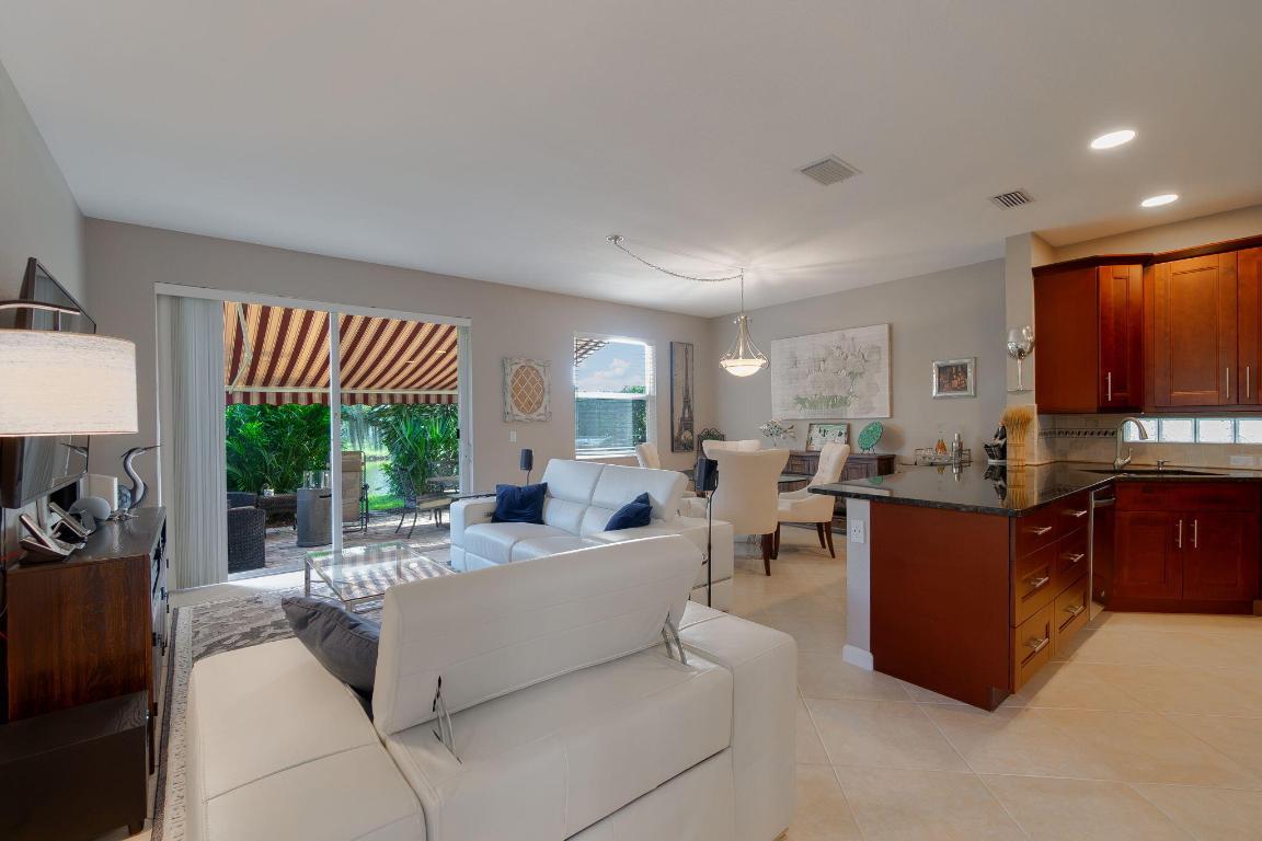 THOUSAND OAKS - Residential