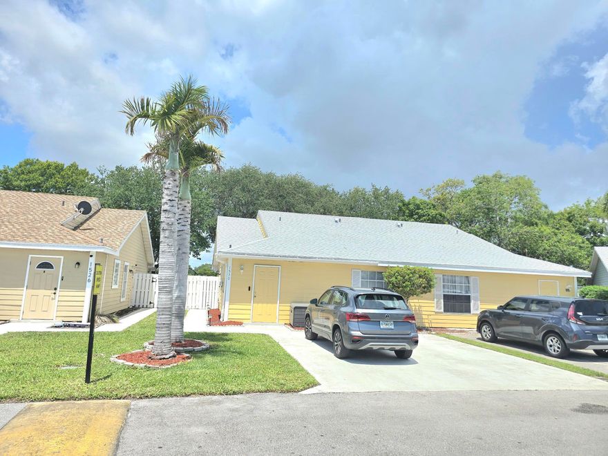 Beautiful well-maintained property featuring a new roof installed in 2024 and a spacious backyard perfect for relaxing or entertaining. Located in a quiet townhouse community with low-maintenance living and HOA-managed common areas. Conveniently close to shopping centers, restaurants, parks, schools, Palm Beach International Airport, and downtown West Palm Beach. Easy access to I-95, Southern Blvd, and major commuter routes makes this location ideal for everyday living.