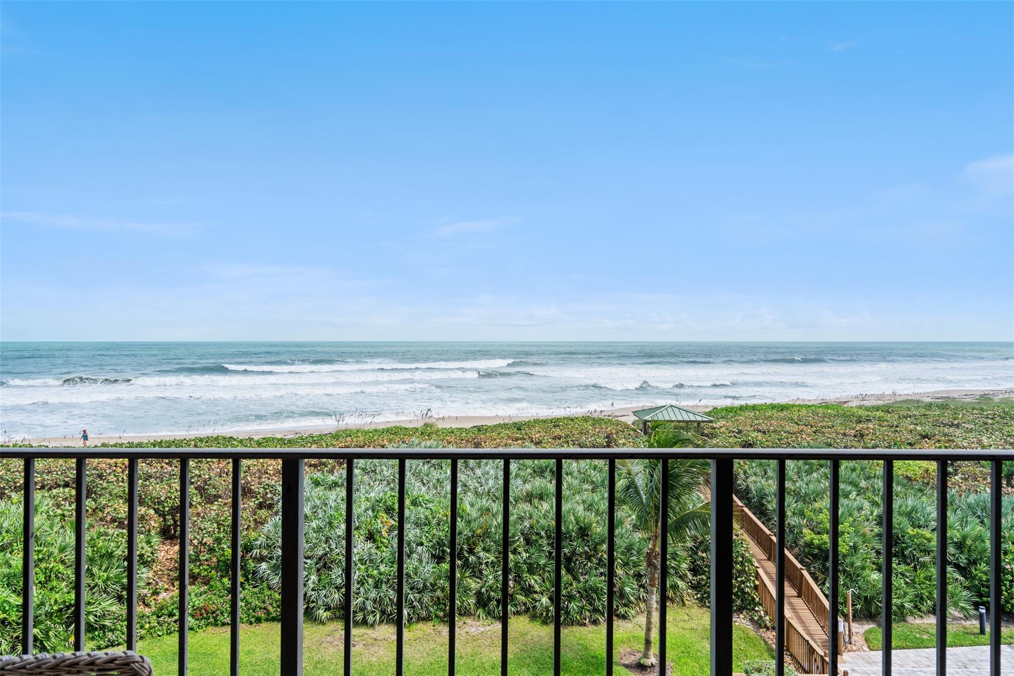 10000 S Ocean Dr 404