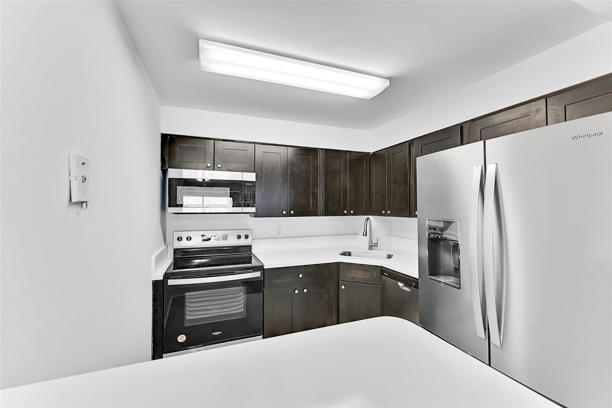 1625 SE 10th Ave 805