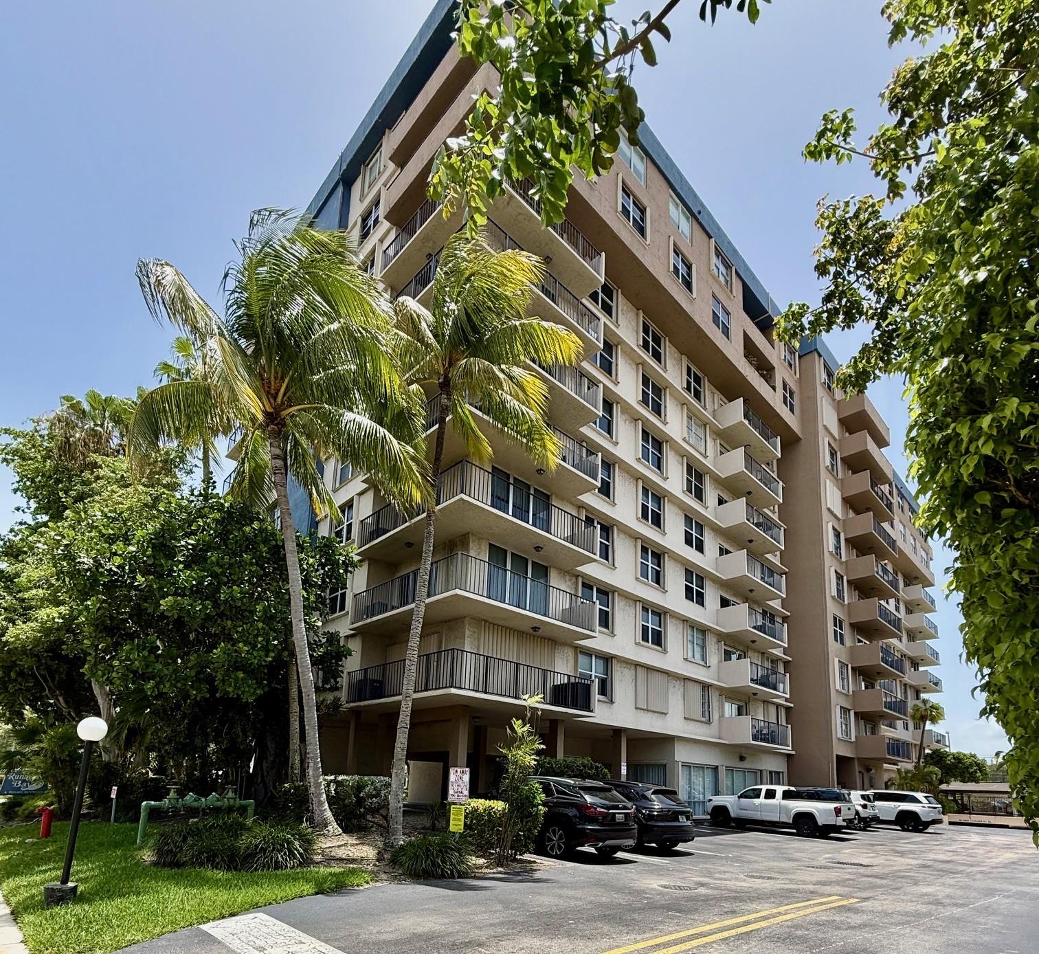 1625 SE 10th Ave 805
