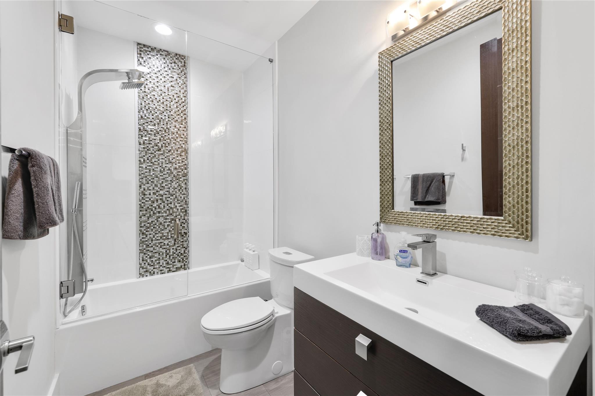 Colee Hammock 1-17 B - Residential