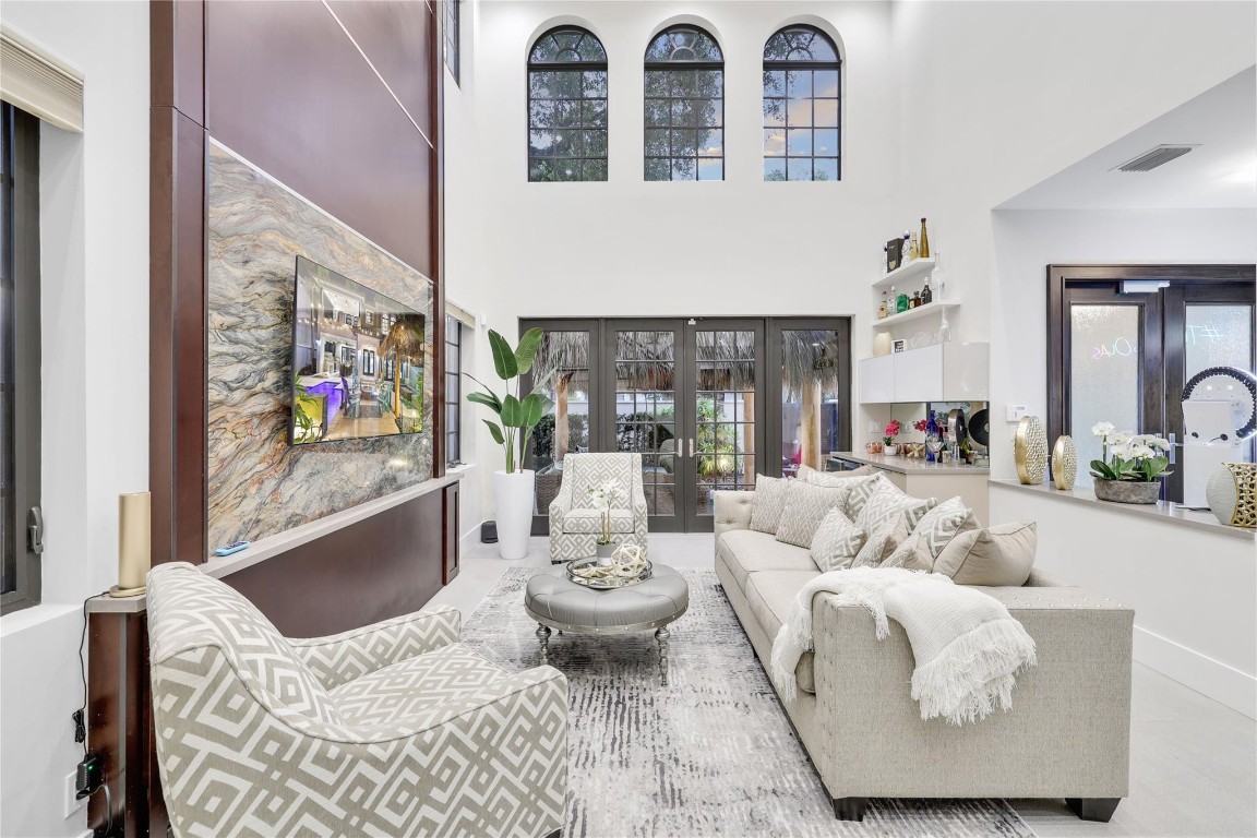 Colee Hammock 1-17 B - Residential