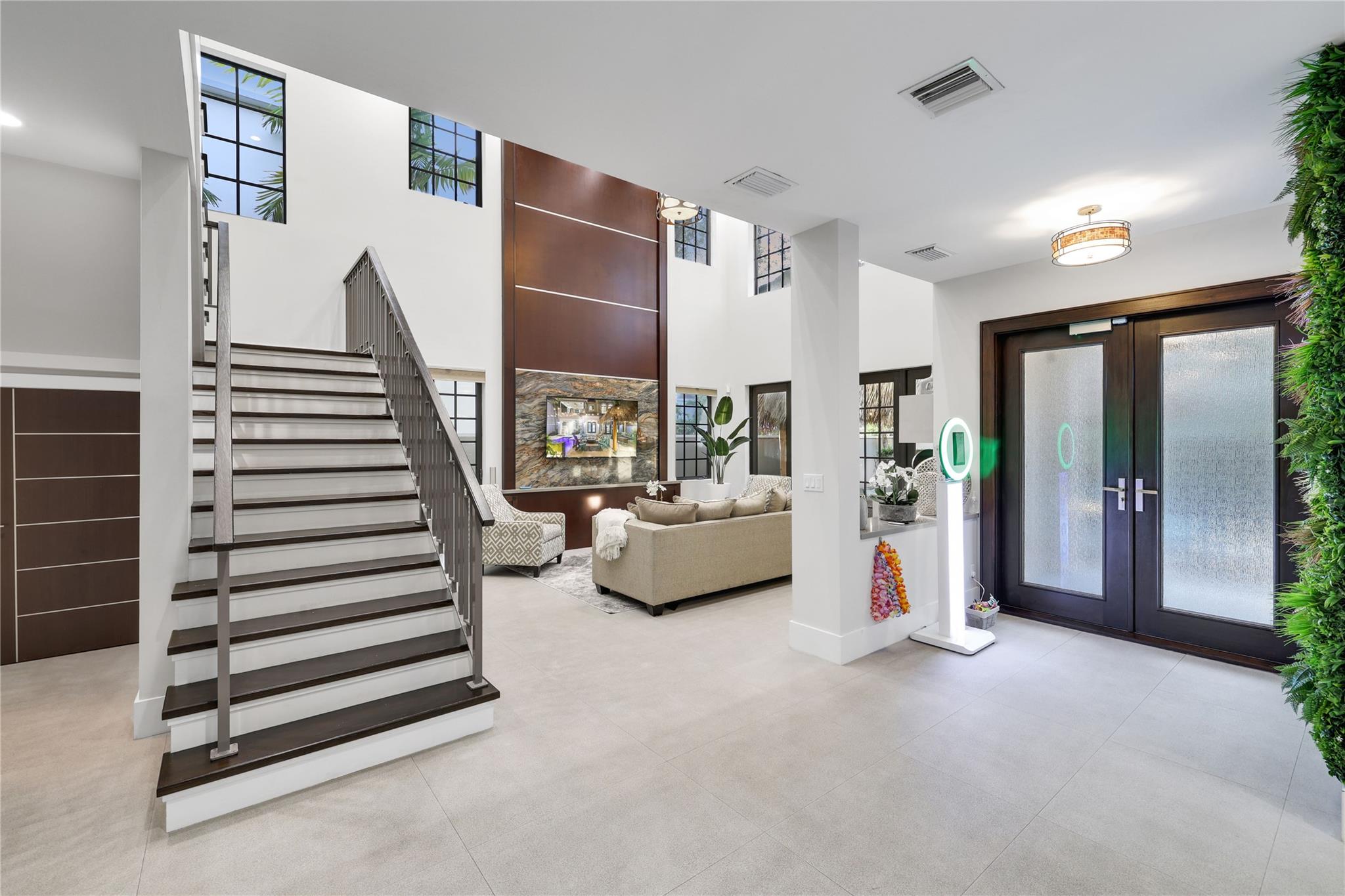 Colee Hammock 1-17 B - Residential