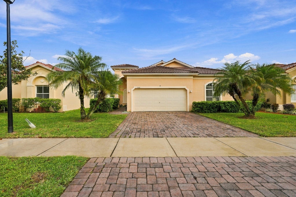 Photo of 5540 SPANISH RIVER Road, Fort Pierce, FL 34951 (MLS # B26095007)