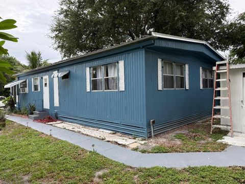 2555 Pga Blvd Lot 21 Palm Beach Gardens FL 33410