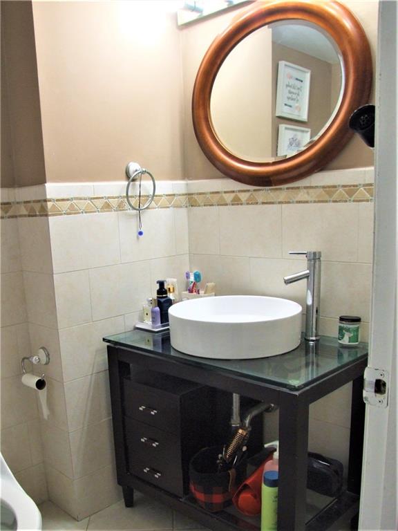 Del Prado Condo - Residential