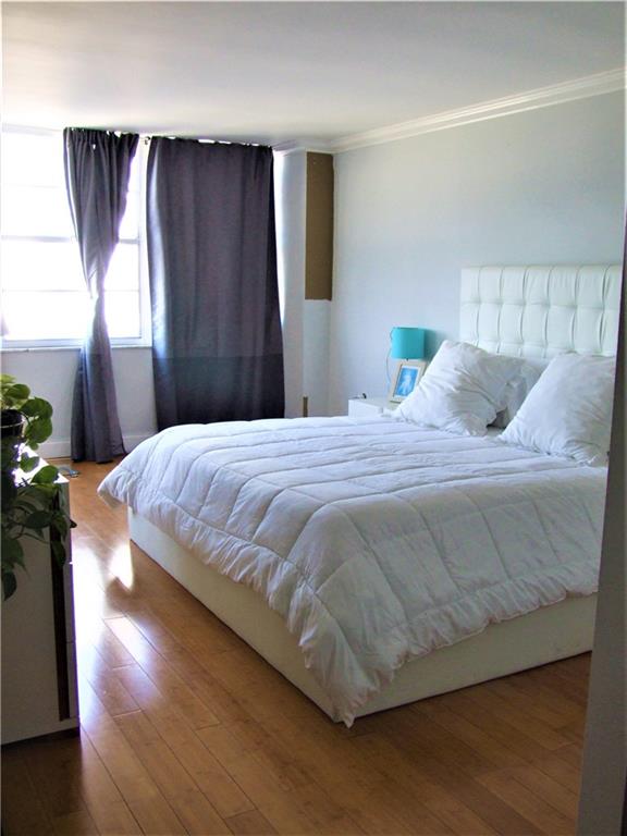 Del Prado Condo - Residential