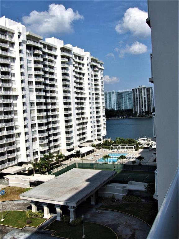 Del Prado Condo - Residential