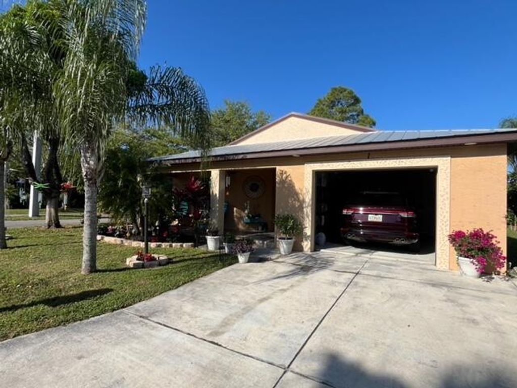 Photo of 1 Cortez Ln, Port Saint Lucie, FL 34952 (MLS # R11146772)