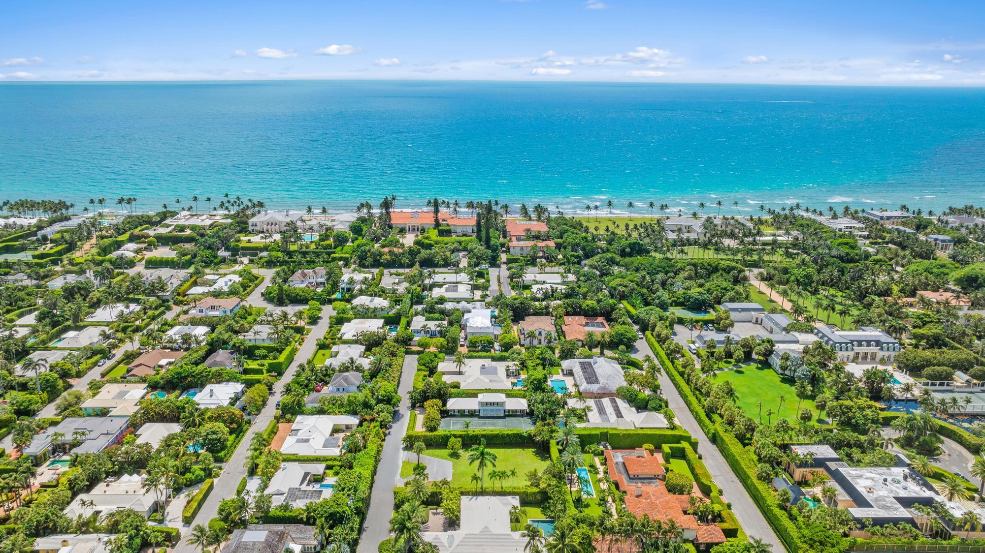 254 N Woods Road, Palm Beach, FL, 33480/$9,900,000 3 254 N Woods Road