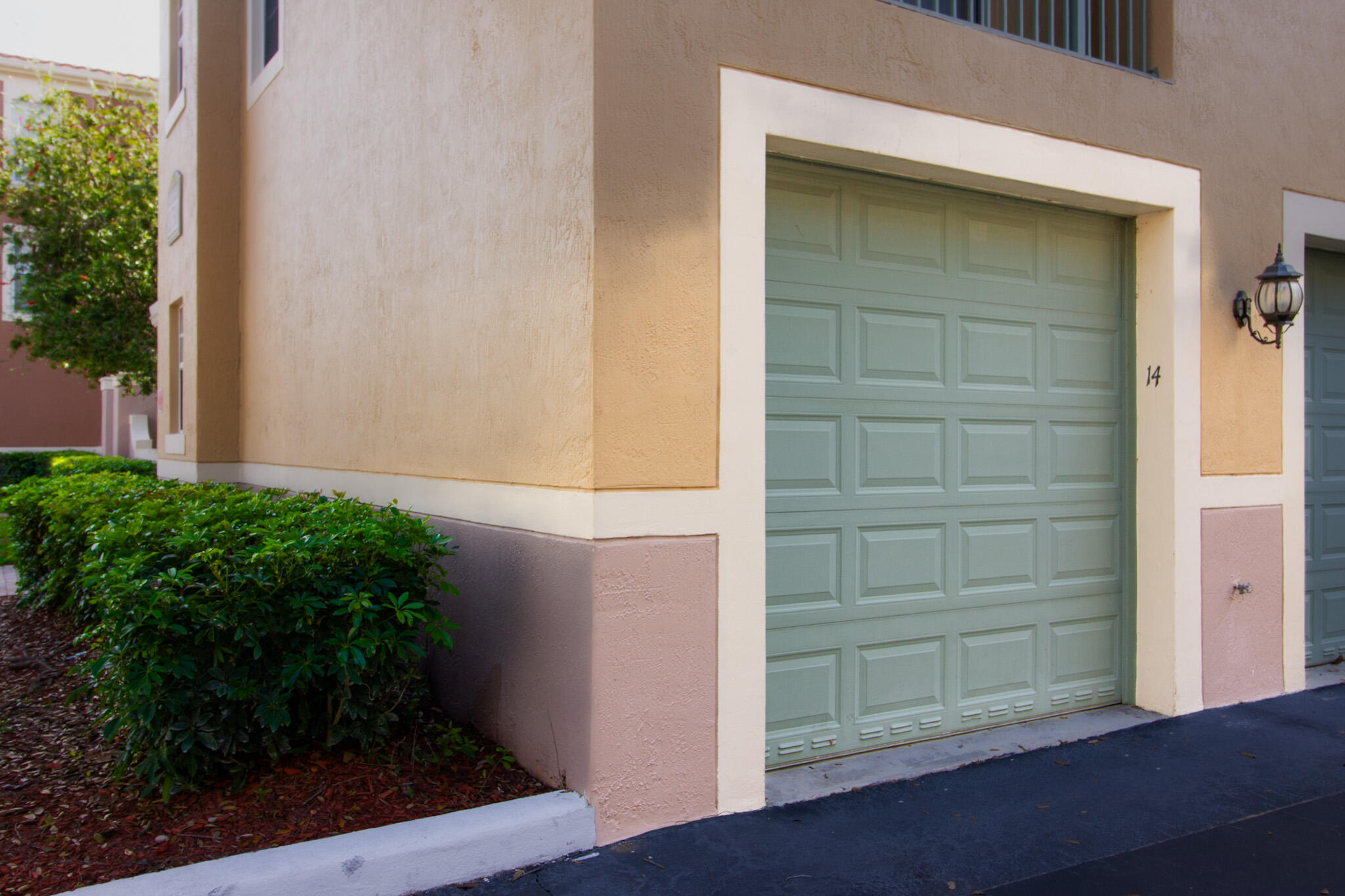 ST ANDREWS AT POLO CLUB CONDO - Residential Lease