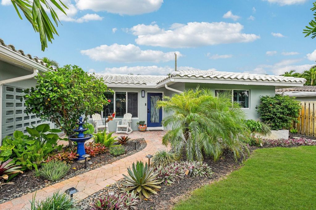 Photo of 3676 NE 18th Avenue, Oakland Park, FL 33334 (MLS # F10545498)