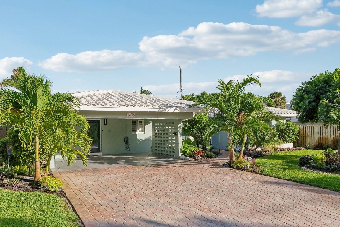 CORAL WOODS - Residential