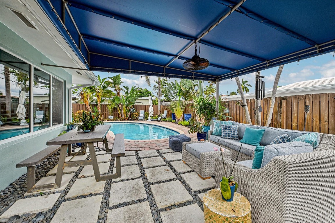 CORAL WOODS - Residential