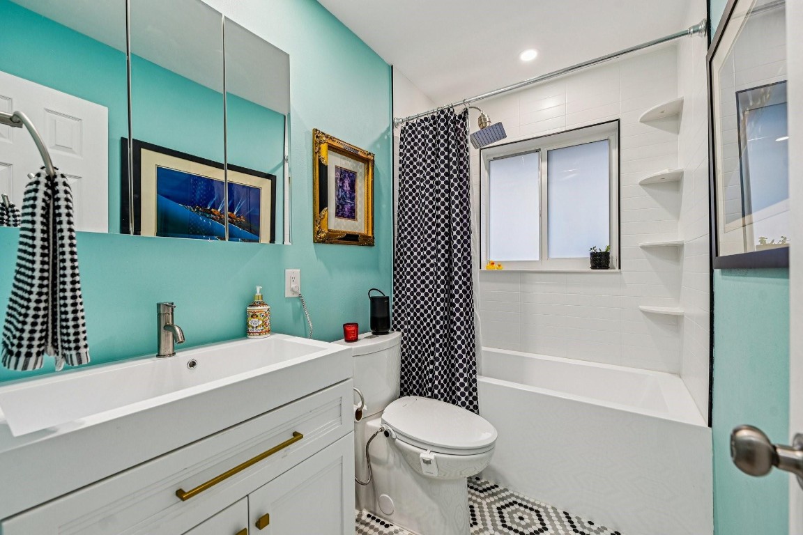 CORAL WOODS - Residential