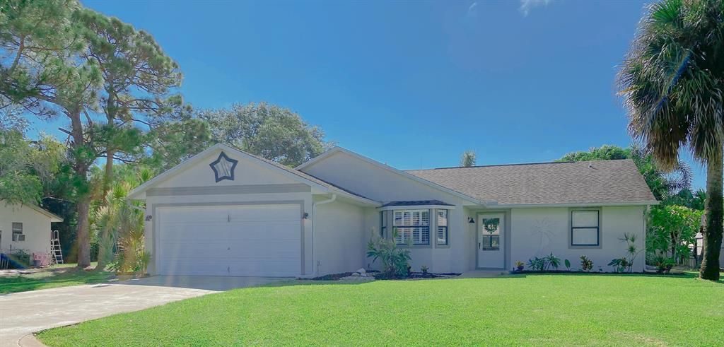 Photo of 2374 SE Luau Avenue, Port Saint Lucie, FL 34952 (MLS # R10751226)