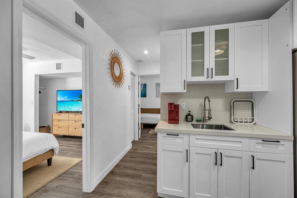 WAVERLY PLACE - Residential Income