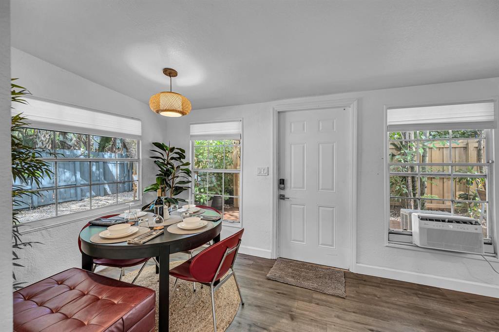 WAVERLY PLACE - Residential Income