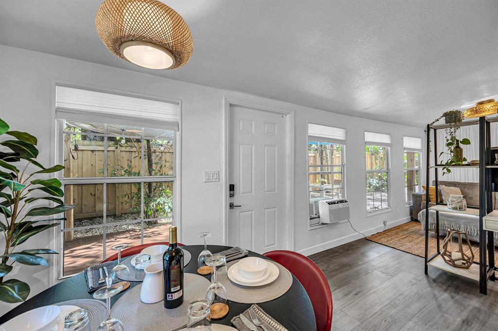 WAVERLY PLACE - Residential Income