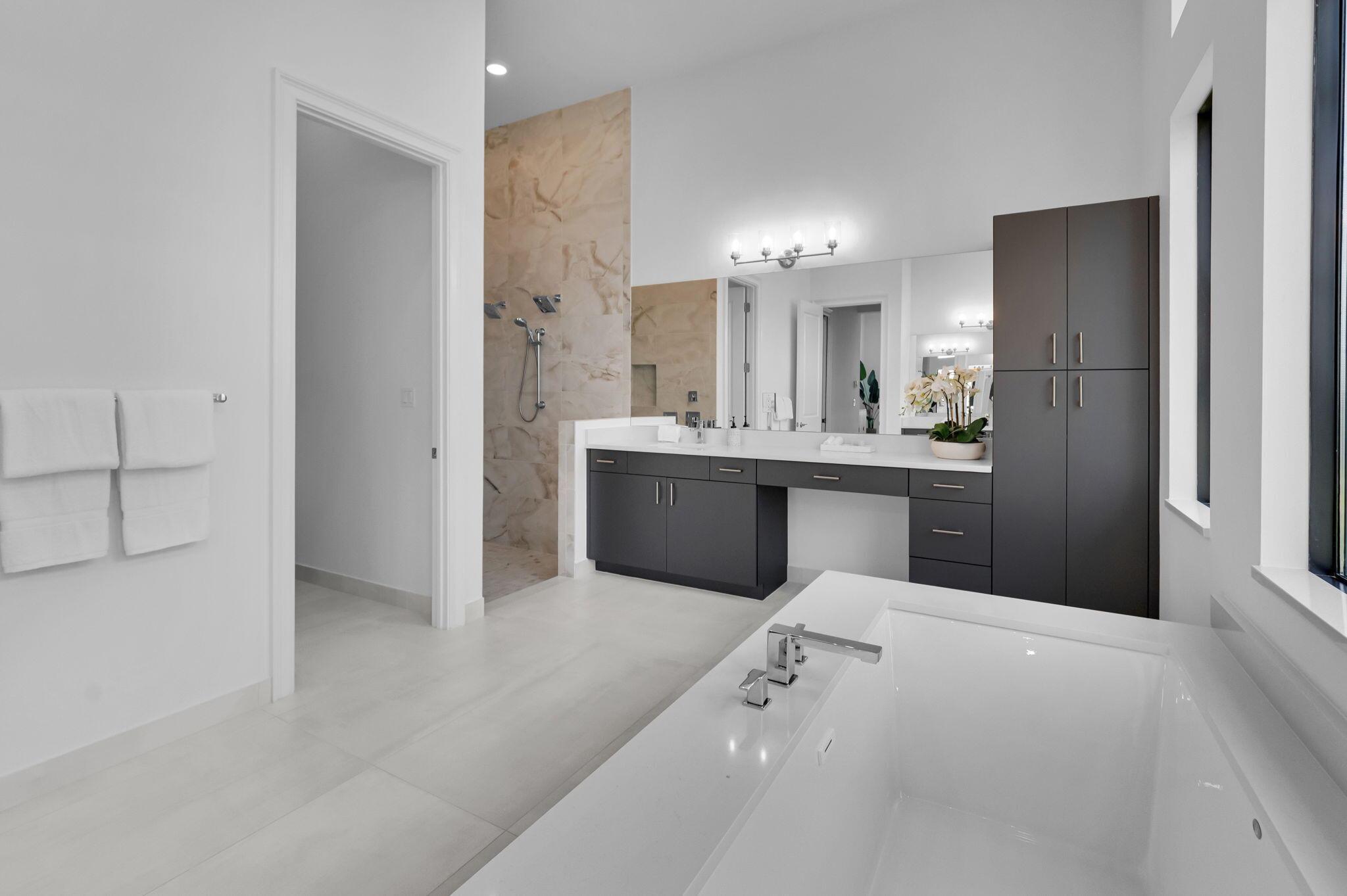 Valencia Grand - Residential