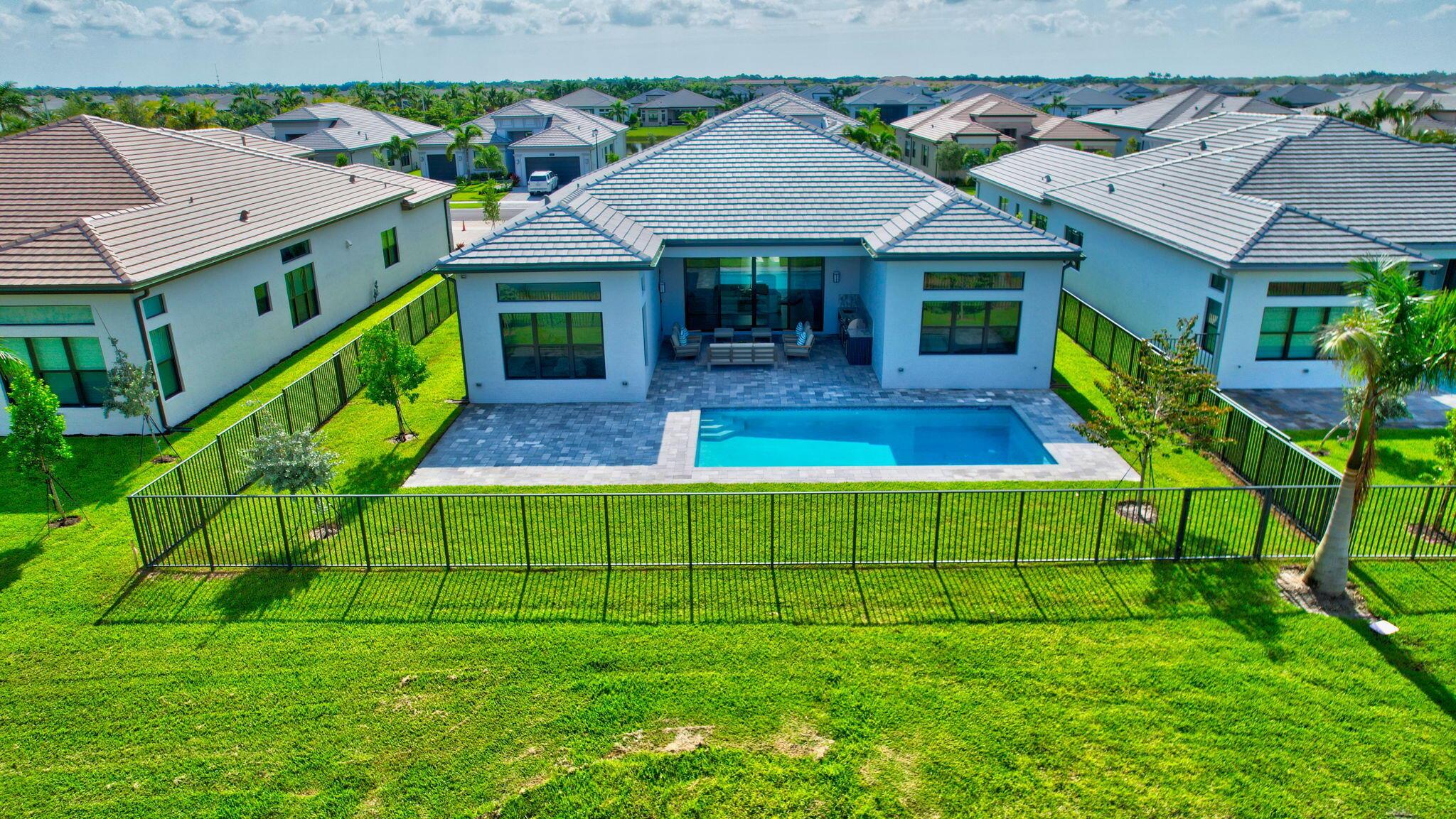 Valencia Grand - Residential