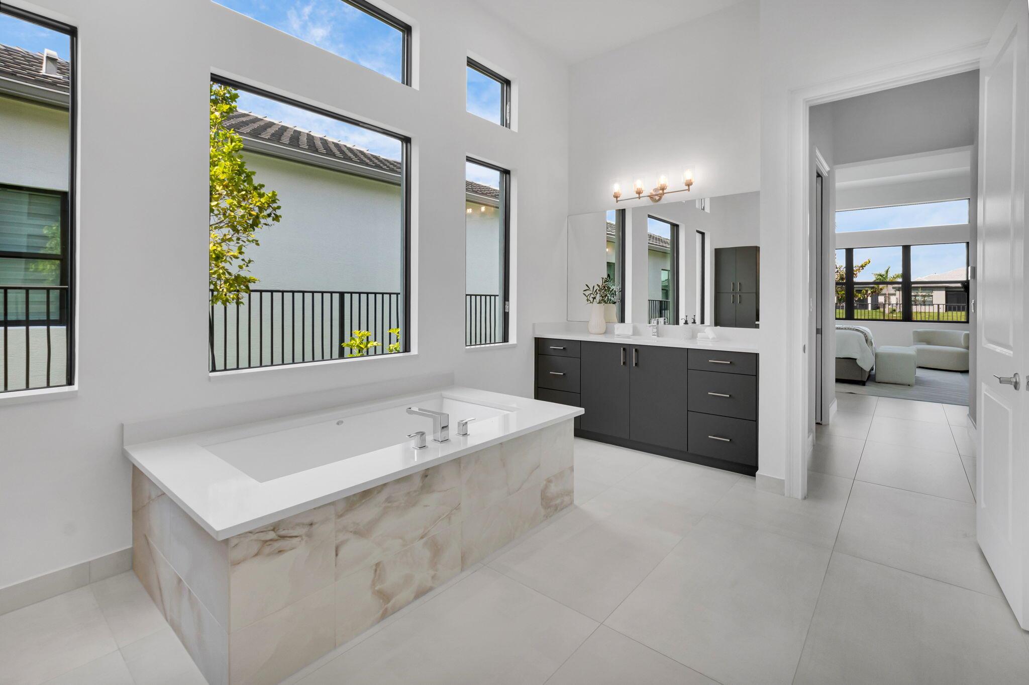 Valencia Grand - Residential