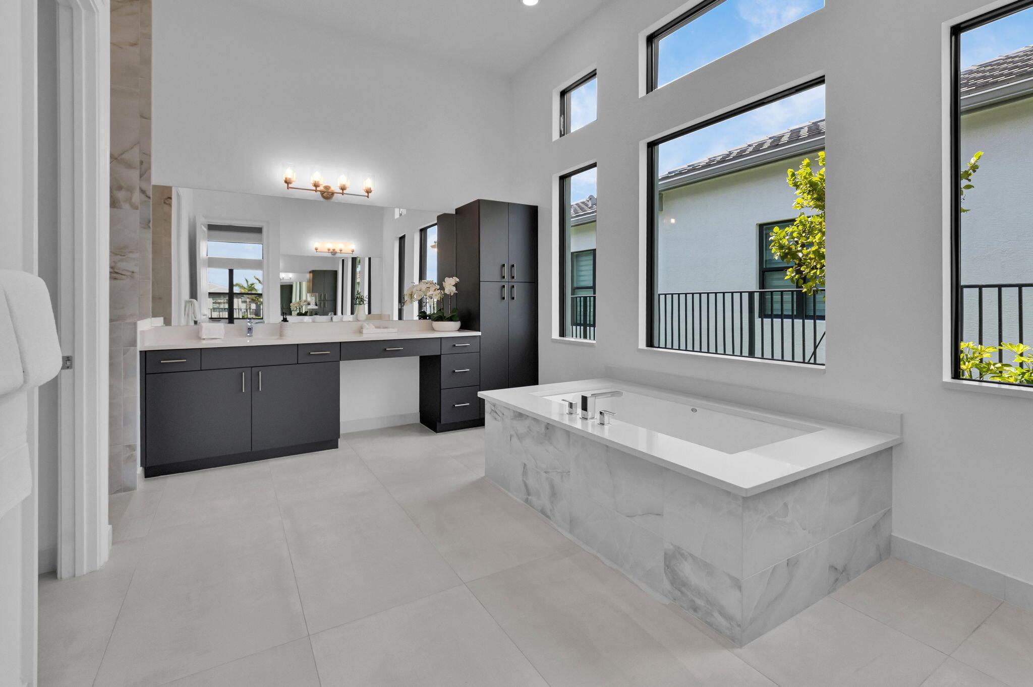 Valencia Grand - Residential