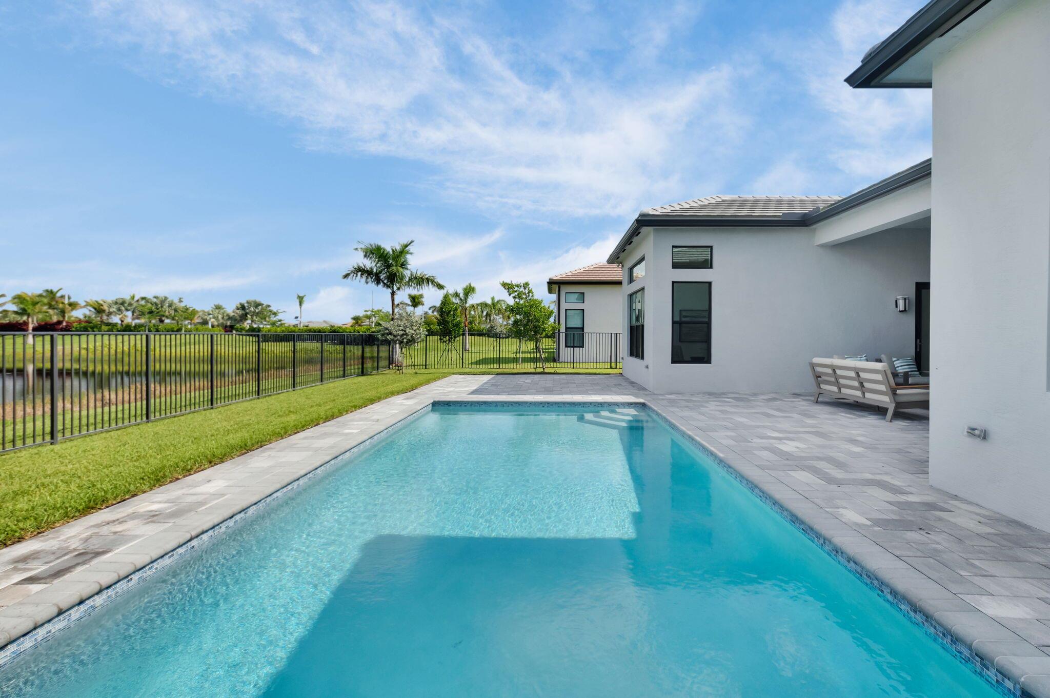 Valencia Grand - Residential