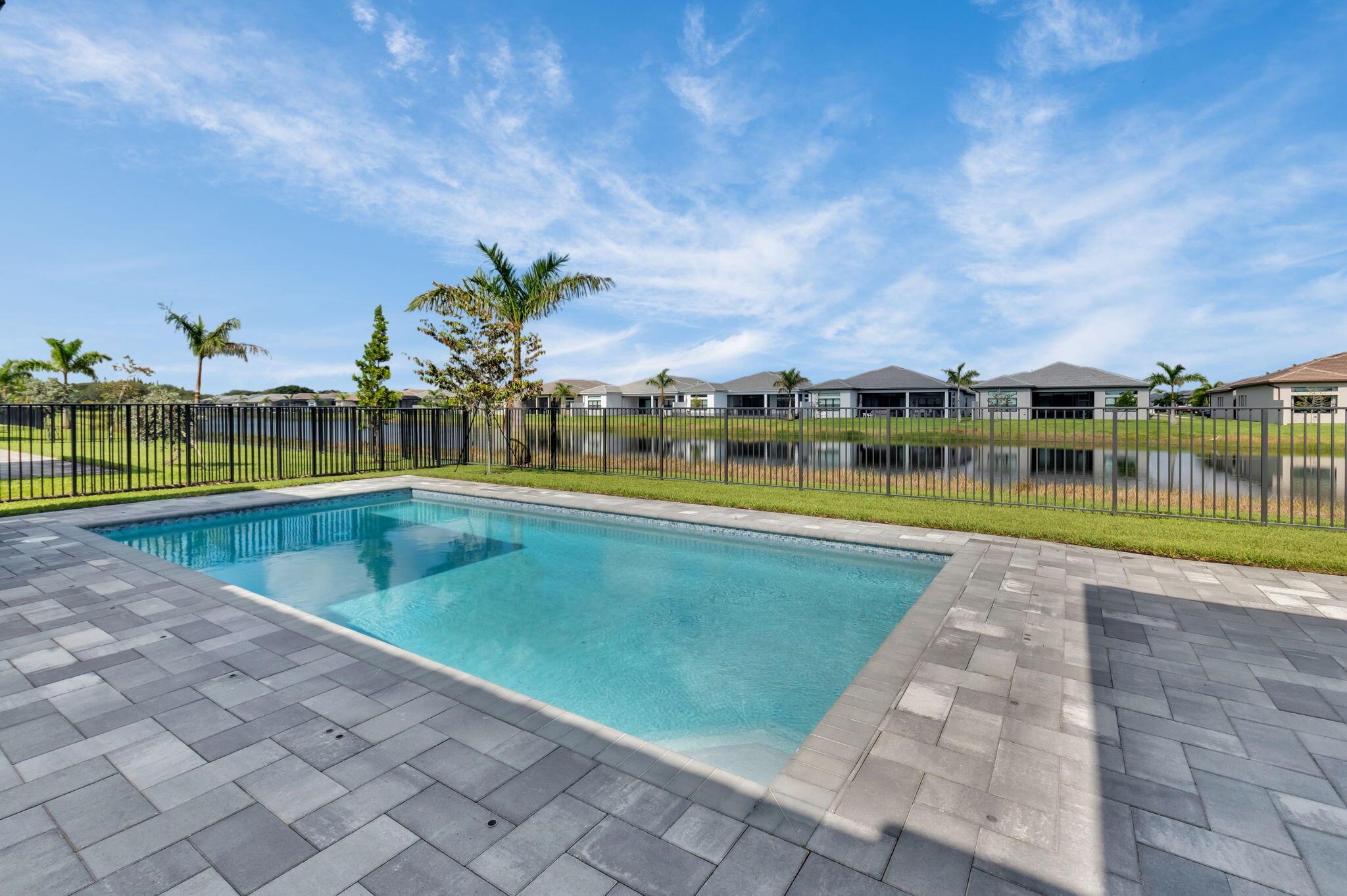 Valencia Grand - Residential