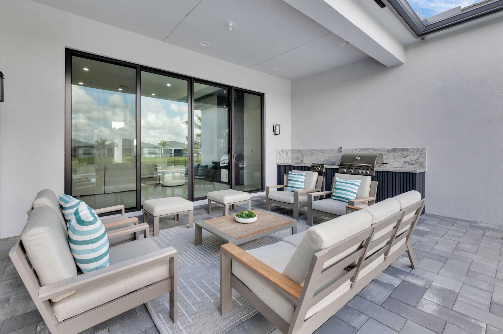 Valencia Grand - Residential