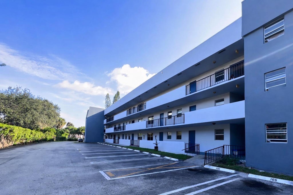 Photo of 1630 EMBASSY Drive #311, West Palm Beach, FL 33401 (MLS # B26070635)