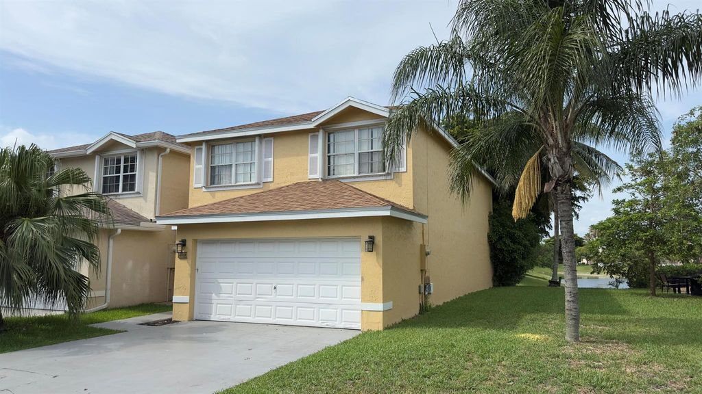 Photo of 4068 Eastridge Drive, Deerfield Beach, FL 33064 (MLS # R11098588)