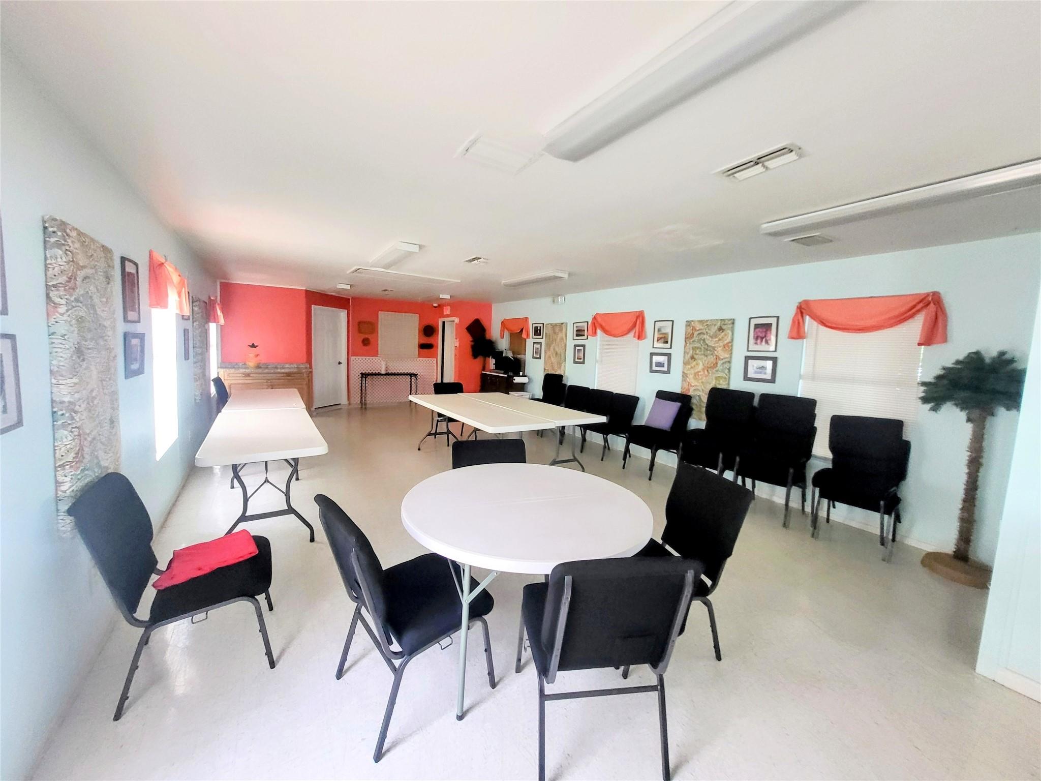 Moore Haven Yacht Club - Land