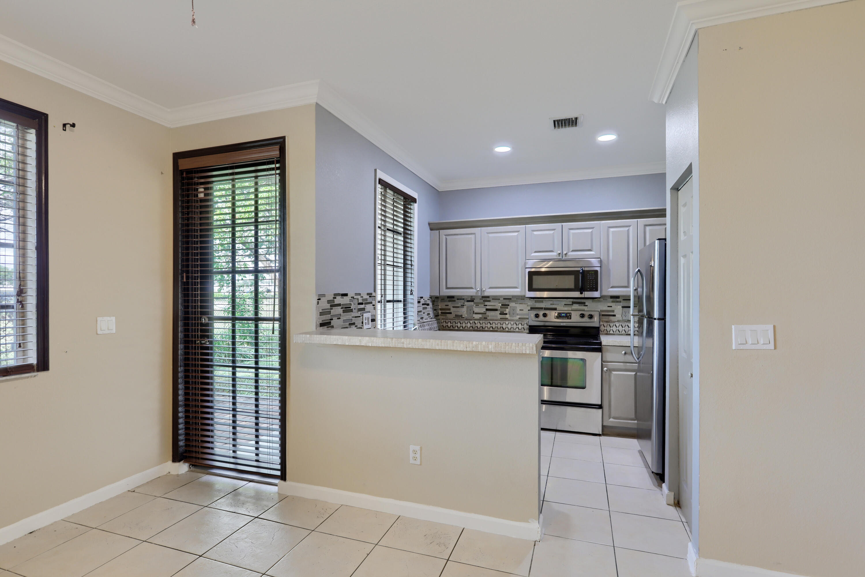 Marsh Harbour - Residential