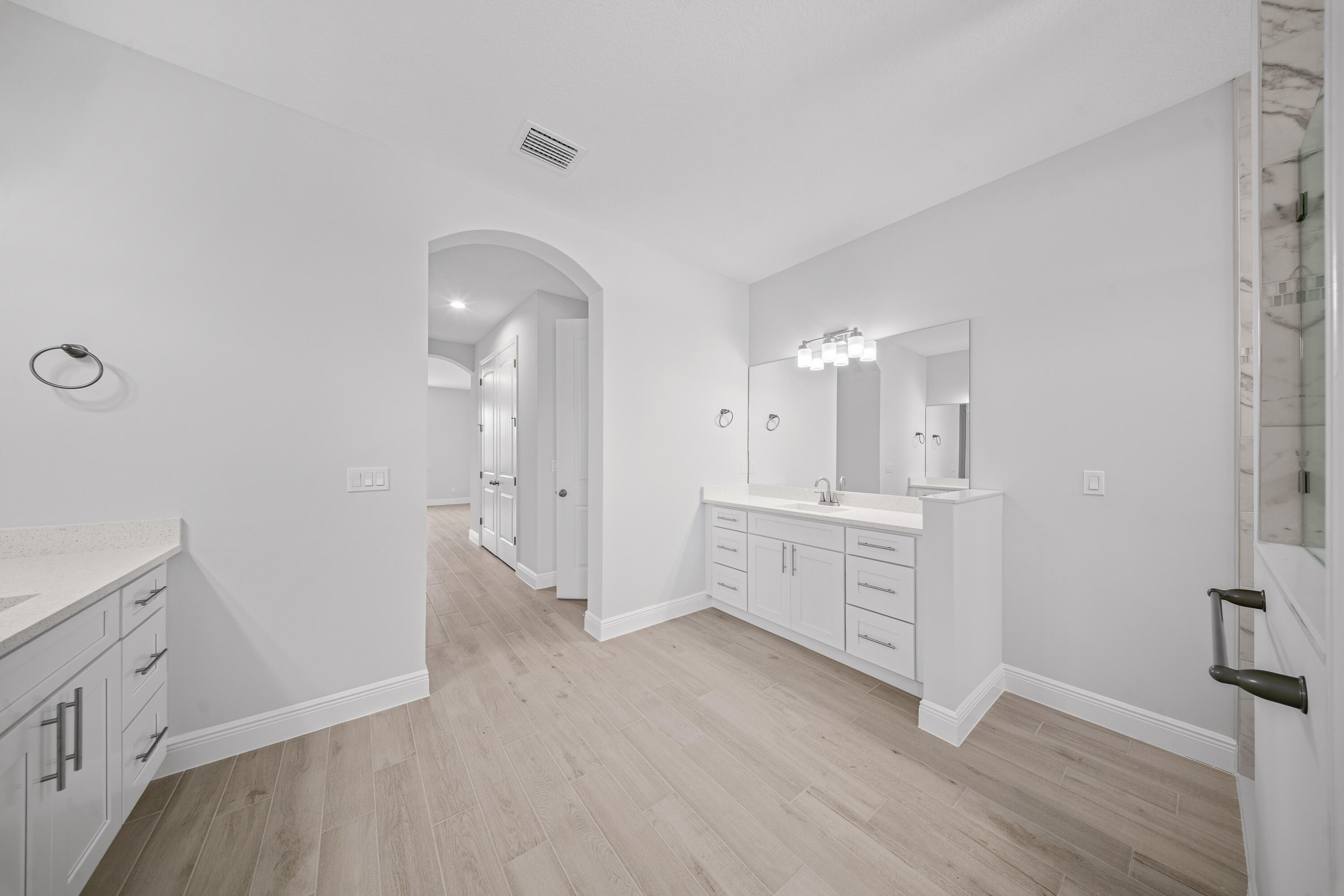 PORT ST LUCIE SECTION 8 - Residential