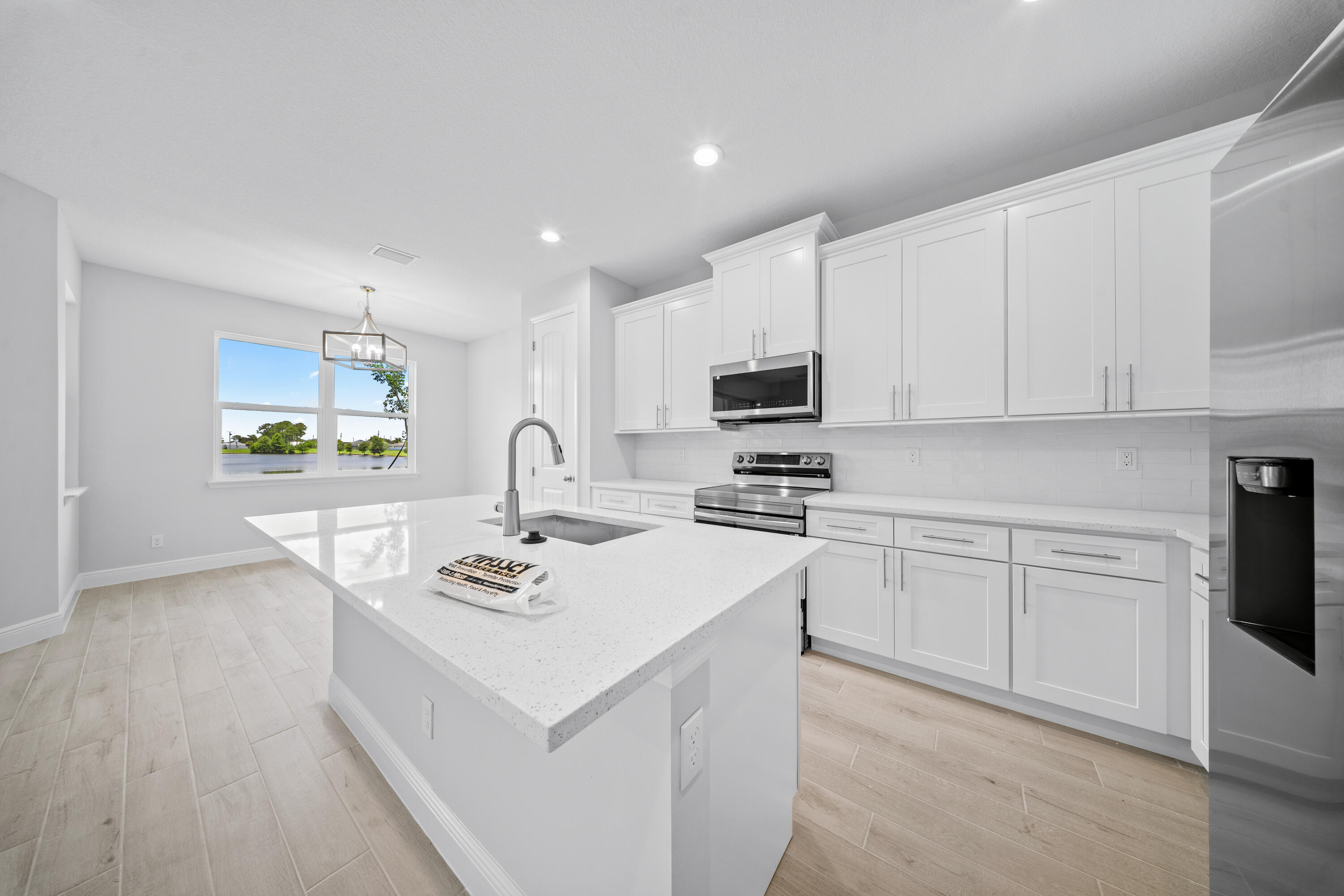 1373 SW Gastador Avenue