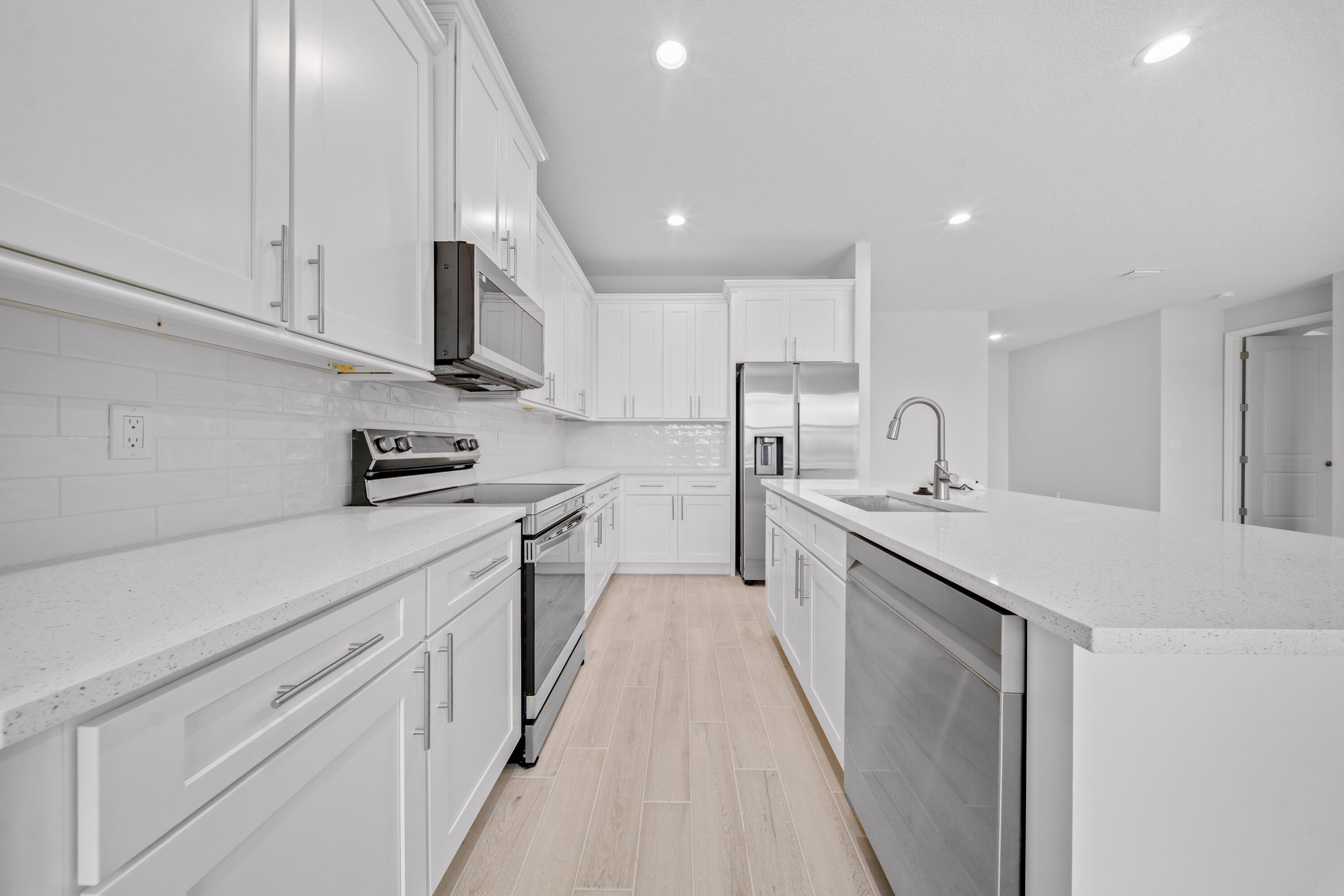 1373 SW Gastador Avenue