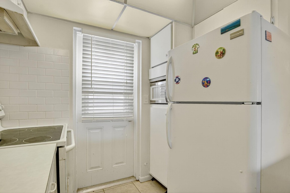 HILLSBORO COVE - Residential