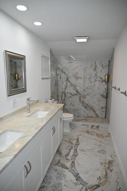 SUGAR POND MANOR OF WELLINGTON - Residential