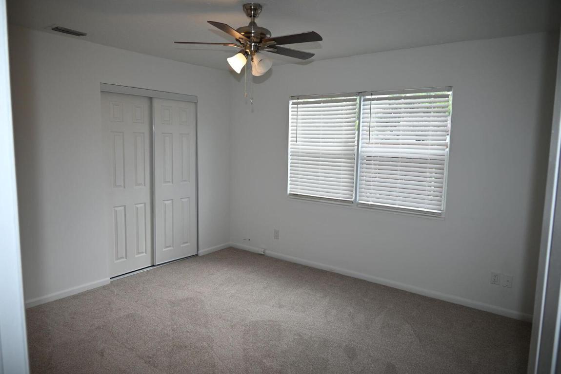 SUGAR POND MANOR OF WELLINGTON - Residential