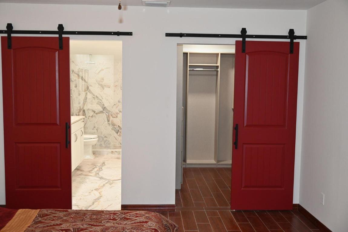 SUGAR POND MANOR OF WELLINGTON - Residential