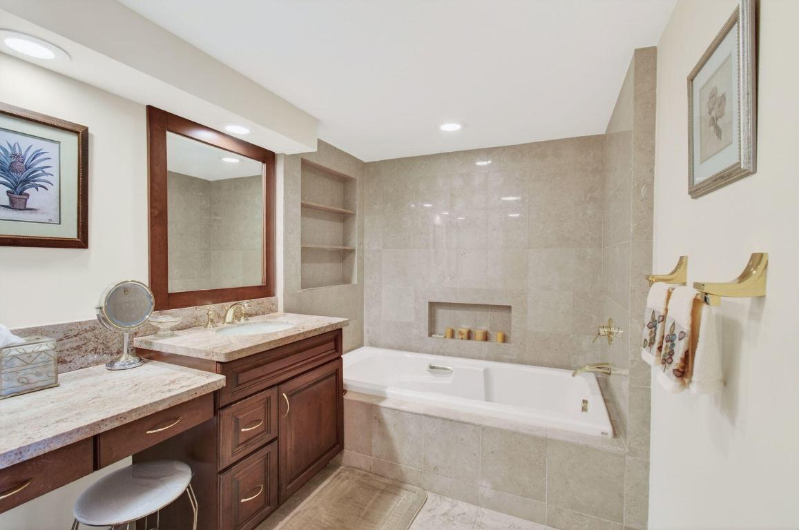 VILLA COSTA CONDO - Residential