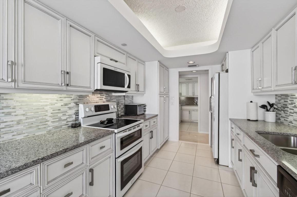 VILLA COSTA CONDO - Residential