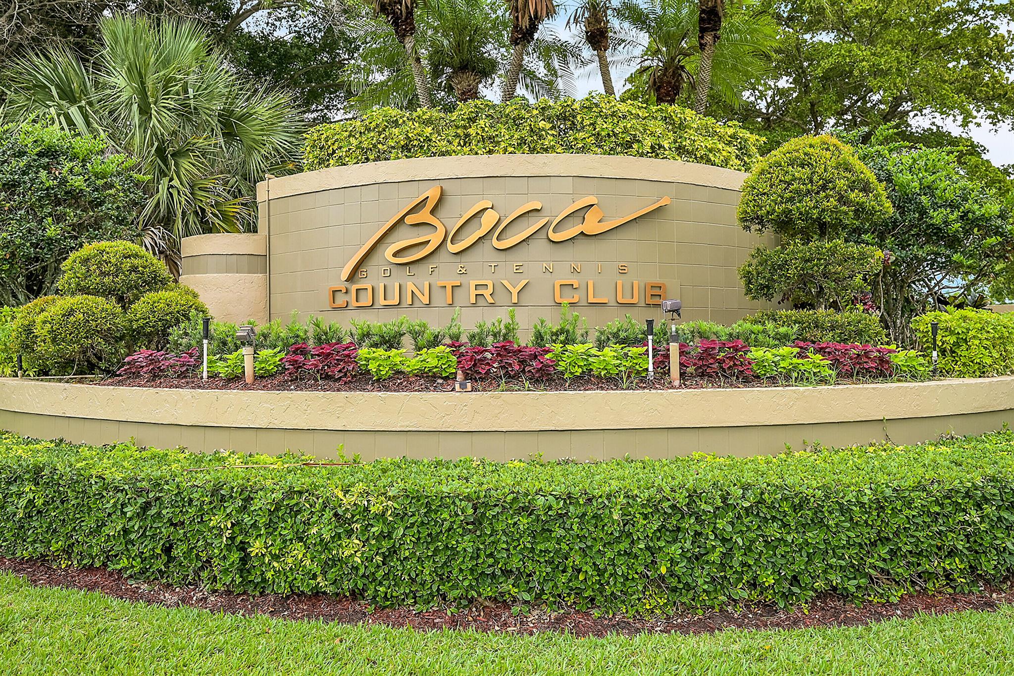 ENTER THROUGH YOIR PRVATE ENTRANCE AND BE GREETE BY A SPACIOUS FOYER THAT OPENS INTO A VAULTED LIVING AREA FEATURING ELEGANT MIRRORED WALL PANEL AND AN OPEN STAIRCASE. THE LARGE KITCHEN BOASTS A BREAKFAST NOOK, AMPLE COUNTER SPACE, AND PLENTY OF STORAGE. ENJOY STUNNING GOLF COURSE VIEWS FROM THE MASTER BEDROOM'S SECOND FLOOR BALCONY. THE SCREENED-IN LANAI PROVIDES A TRANQUIL SPOT TO UNWIND IN THE EVENINGS.THE COMMUNITY POOL IS A SHORT WALK AWAY. THIS HOME IS ZONED FOR A-RATED SCHOOLS INCLUDING CALUSA, OMNI AND SPANISH RIVER. IT IS CONVENIENTLY LOCATED NEAR SHOPPING, RESTAURANTS AND HWY. 95. ONLY MINUTES FROM DOWNTOWN DELRAY BEACH, BOCA AND SOME OF THE FINEST BEACHES IN SOUTH FLORIDA. BOCA'S NEWEST PUBLIC GOLF COIURSE IS JUSTED OUTSIDE THE MANNED GATE