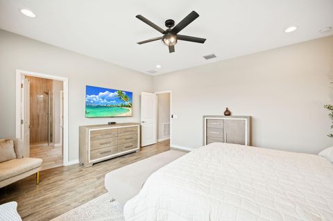 Tiny photo for 8697 Corvus DR, Lake Worth, FL 33467 (MLS # B26048393)