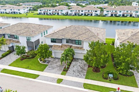 Tiny photo for 8697 Corvus DR, Lake Worth, FL 33467 (MLS # B26048393)